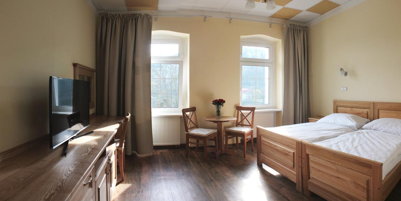 Hotel Orix Jáchymov Eksteriør bilde