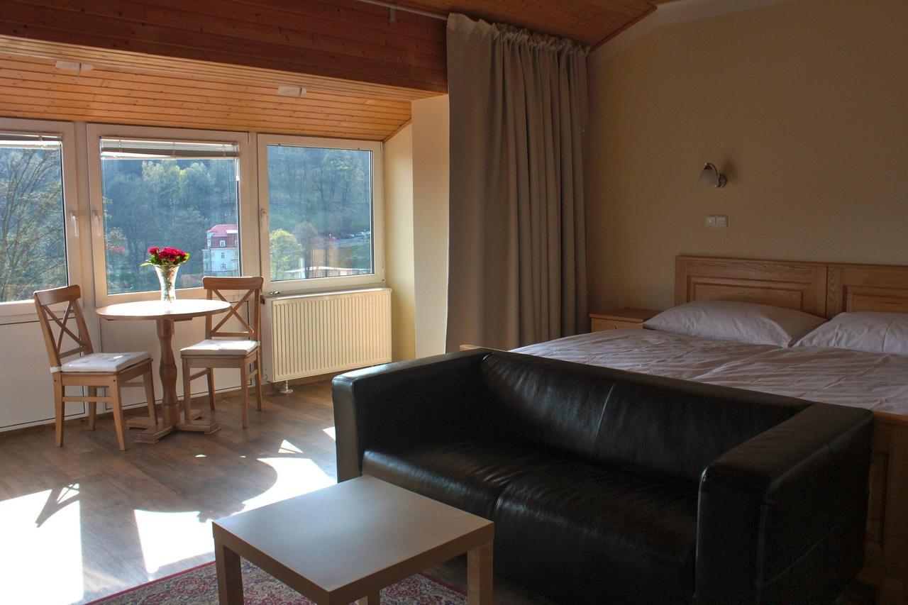 Hotel Orix Jáchymov Eksteriør bilde