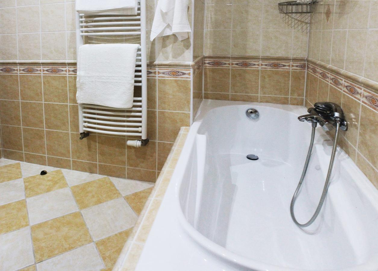 Hotel Orix Jáchymov Eksteriør bilde