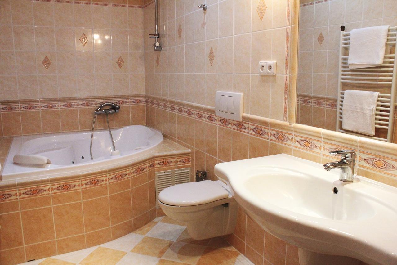 Hotel Orix Jáchymov Eksteriør bilde